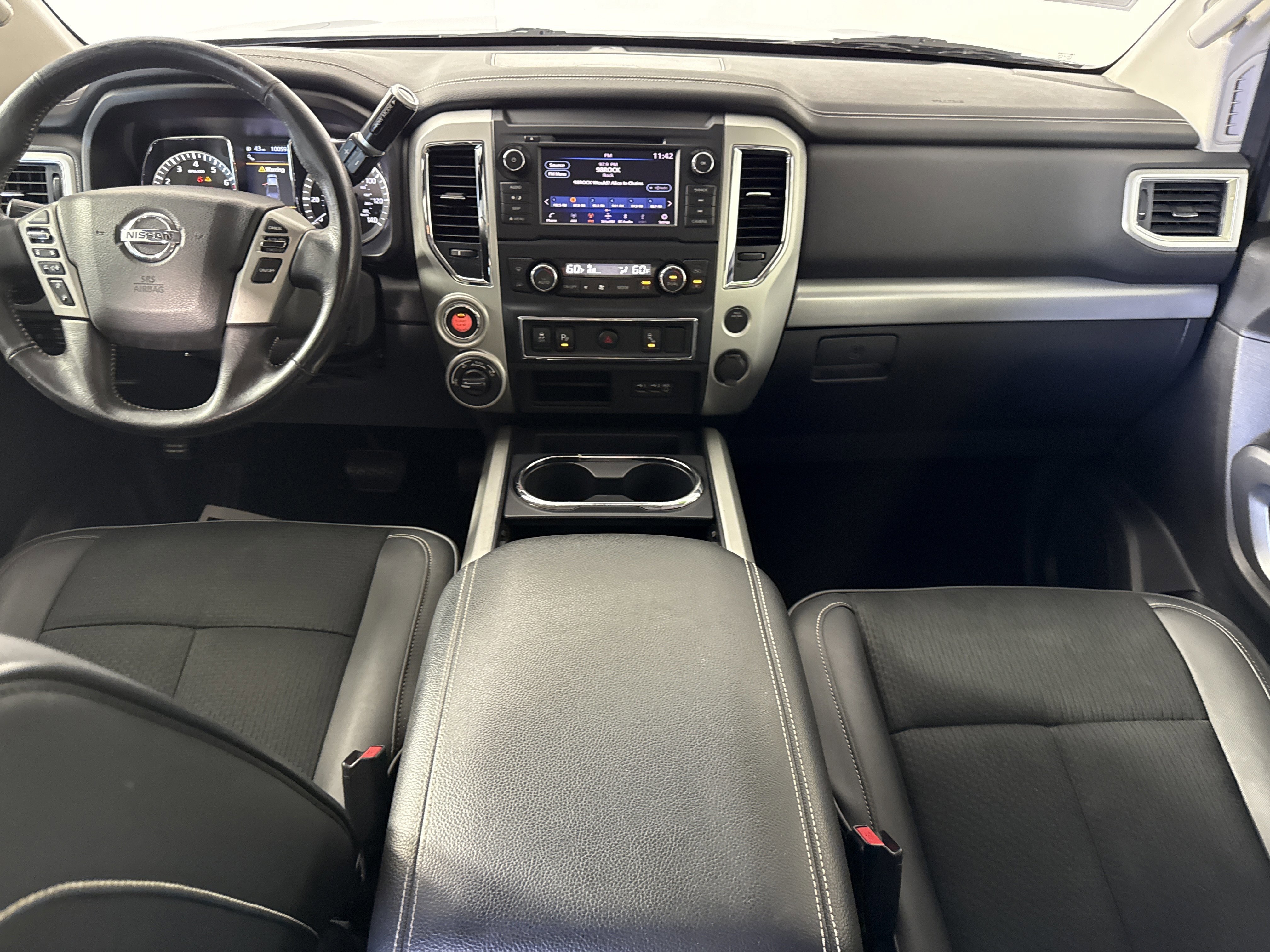 Used 2019 Nissan Titan PRO-4X image 10