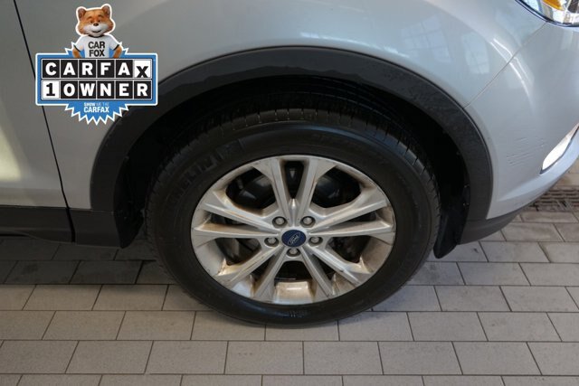 Certified 2019 Ford Escape SE FWD image 11