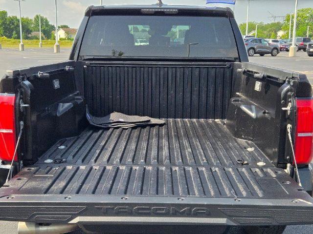 Used 2024 Toyota Tacoma TRD Off-Road AWD/4WD image 14
