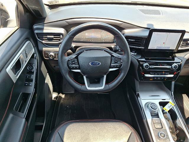 Certified 2023 Ford Explorer ST-Line w/ Class IV Trailer Tow Package AWD/4WD image 27