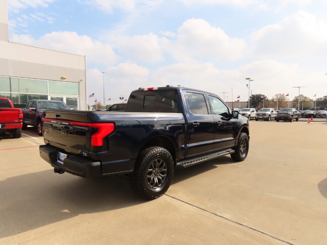 Certified 2025 Ford F150 Lightning Lariat image 5