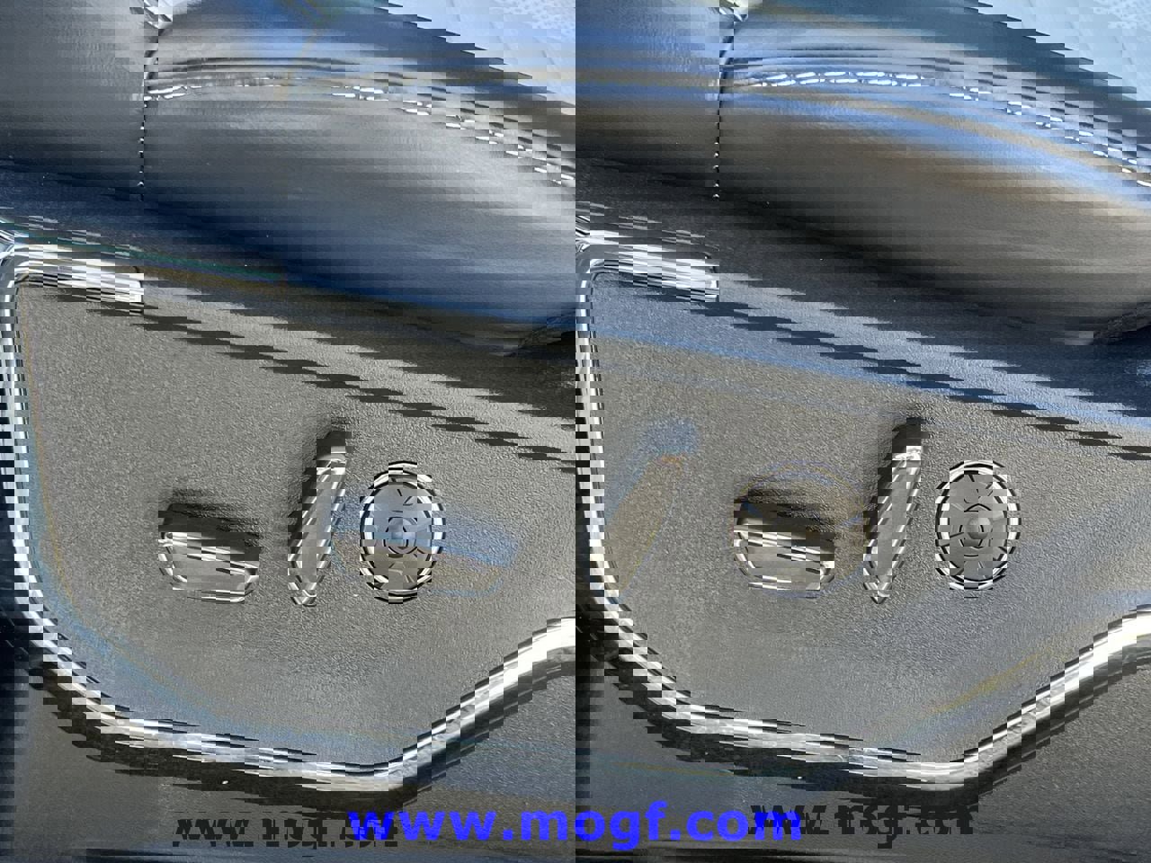 Certified 2024 Ford F150 Lightning Platinum image 28