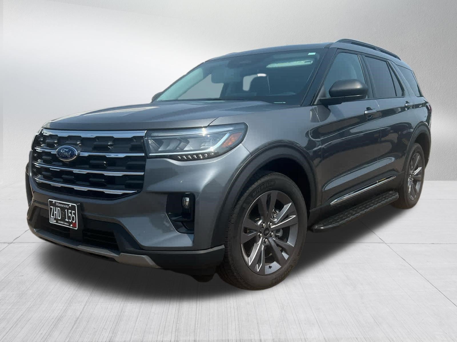 Certified 2025 Ford Explorer Active w/ Active Comfort Package AWD/4WD image 3