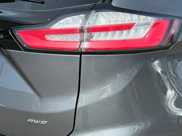 Certified 2024 Ford Edge SEL w/ Convenience Package AWD/4WD image 30