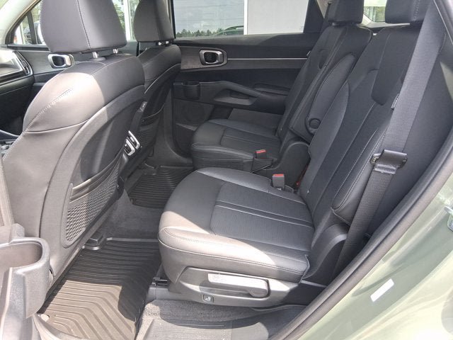 Used 2025 Kia Sorento X-Line EX AWD/4WD image 12