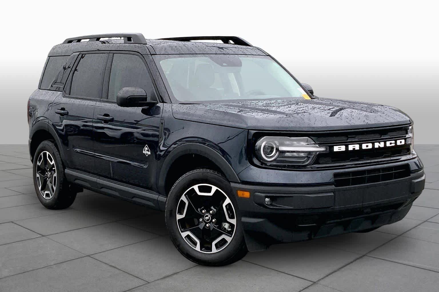 Certified 2023 Ford Bronco Sport Outer Banks w/ Tech Package AWD/4WD image 3