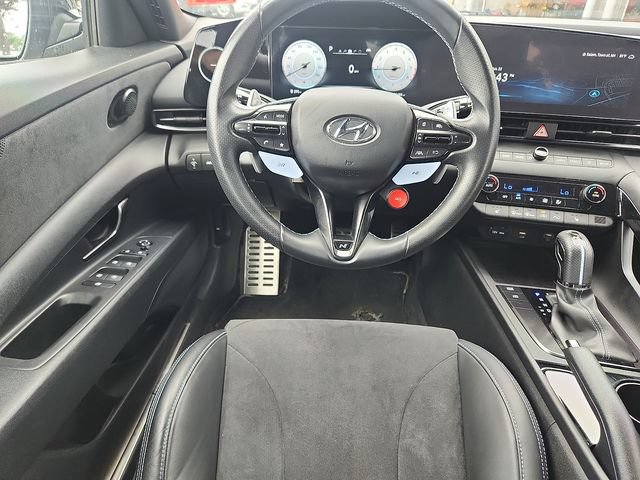 Used 2023 Hyundai Elantra N FWD image 9
