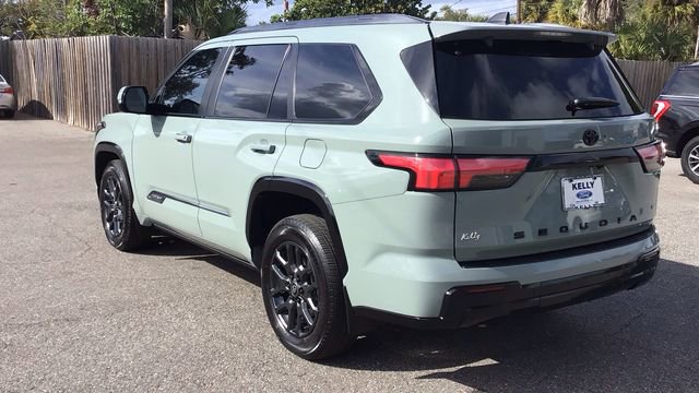 Used 2025 Toyota Sequoia Platinum image 3