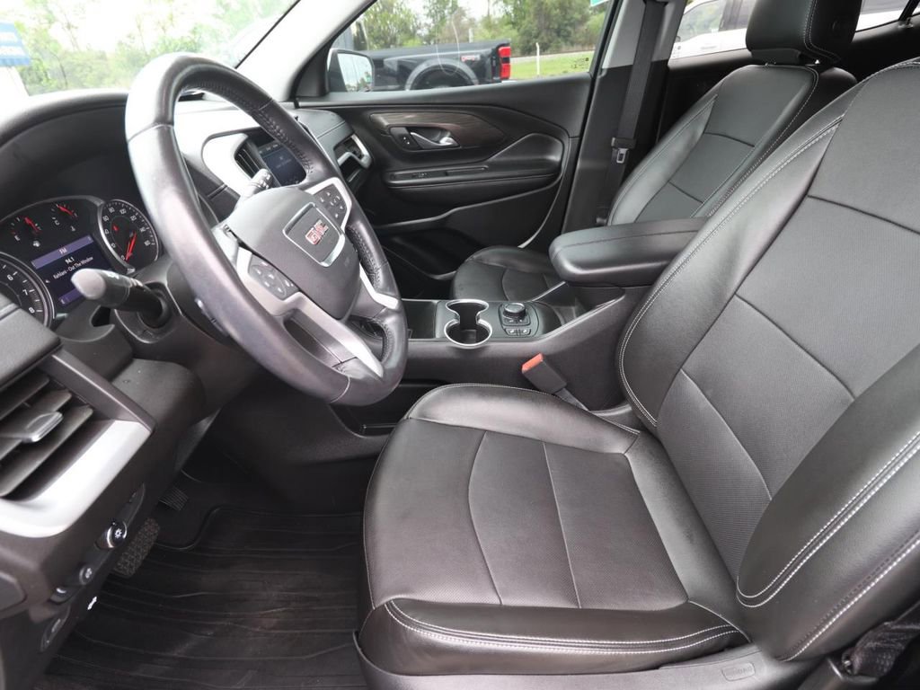 Used 2022 GMC Terrain SLT image 8
