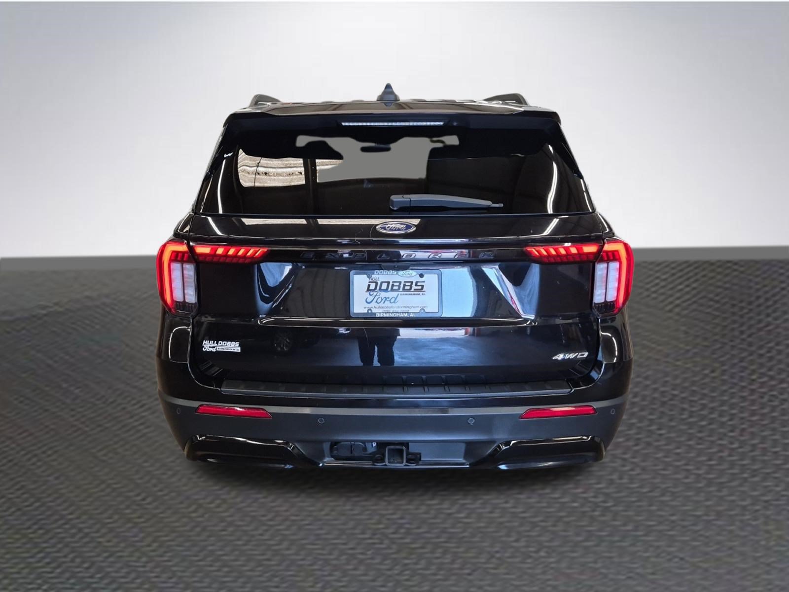 Certified 2025 Ford Explorer ST-Line w/ ST-Line Street Pack AWD/4WD image 6