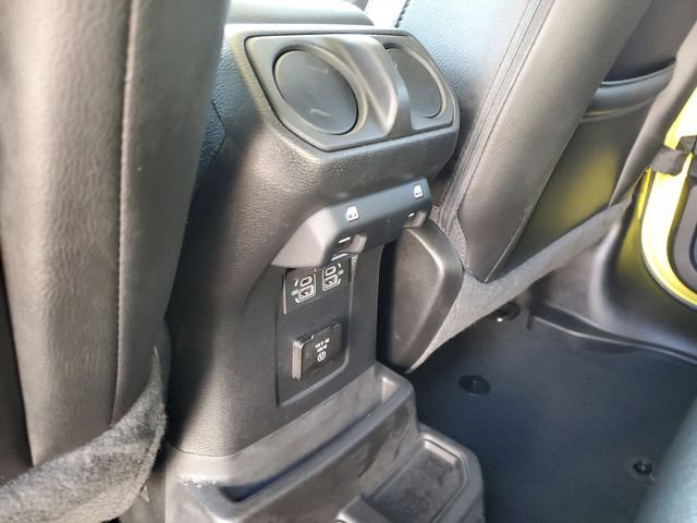 Used 2022 Jeep Wrangler Unlimited Sahara image 12