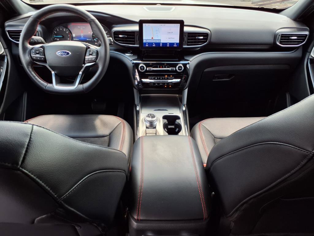 Certified 2023 Ford Explorer ST-Line w/ Class IV Trailer Tow Package image 13