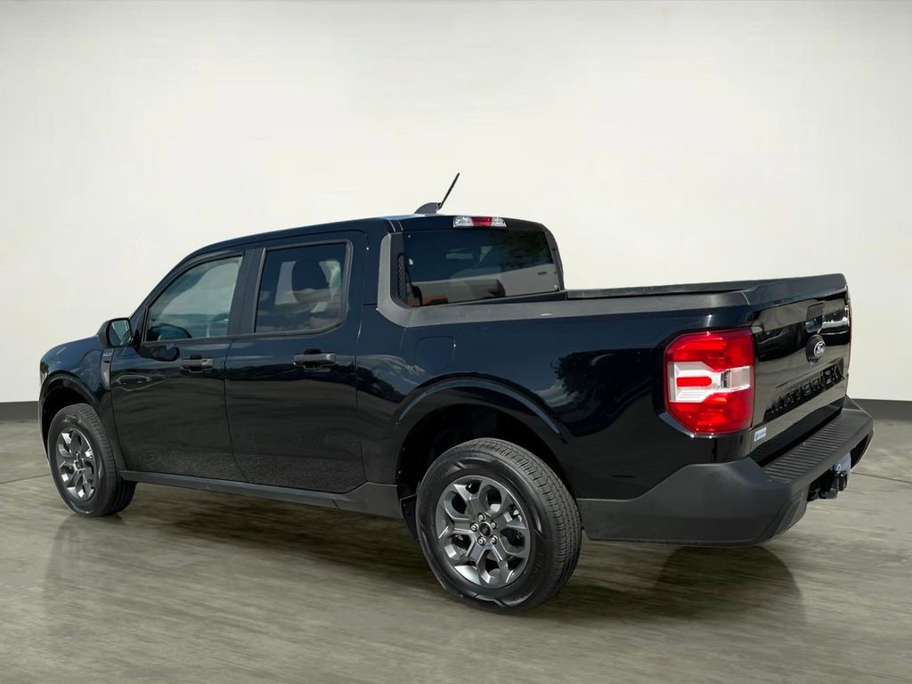 Certified 2025 Ford Maverick XLT w/ Equipment Group 302A AWD/4WD image 4