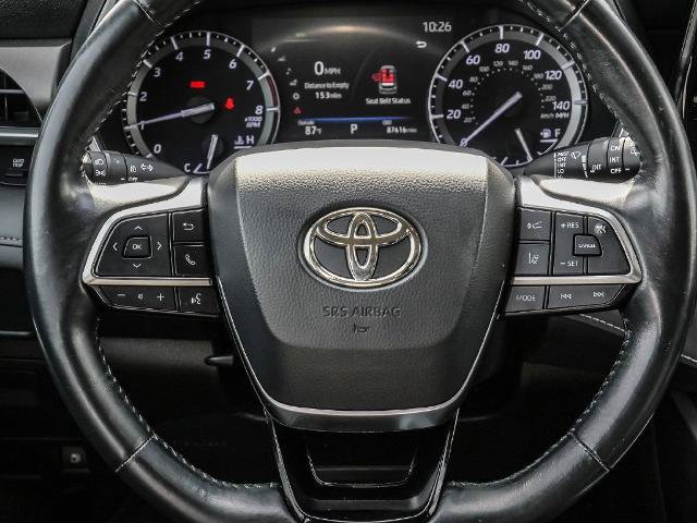 Used 2021 Toyota Highlander XLE AWD/4WD image 31
