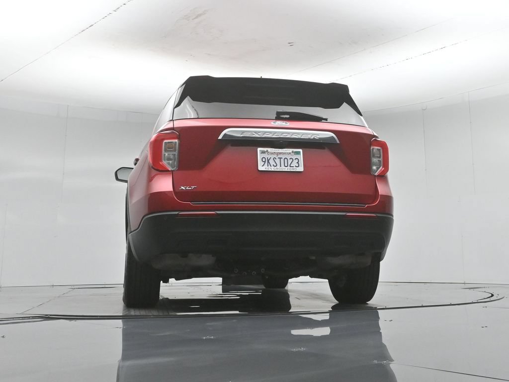 Certified 2023 Ford Explorer XLT RWD image 51