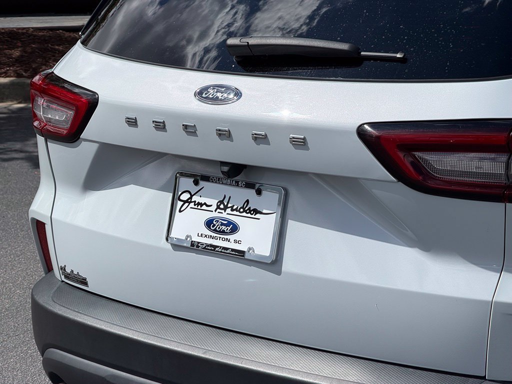 Certified 2025 Ford Escape ST-Line FWD image 15