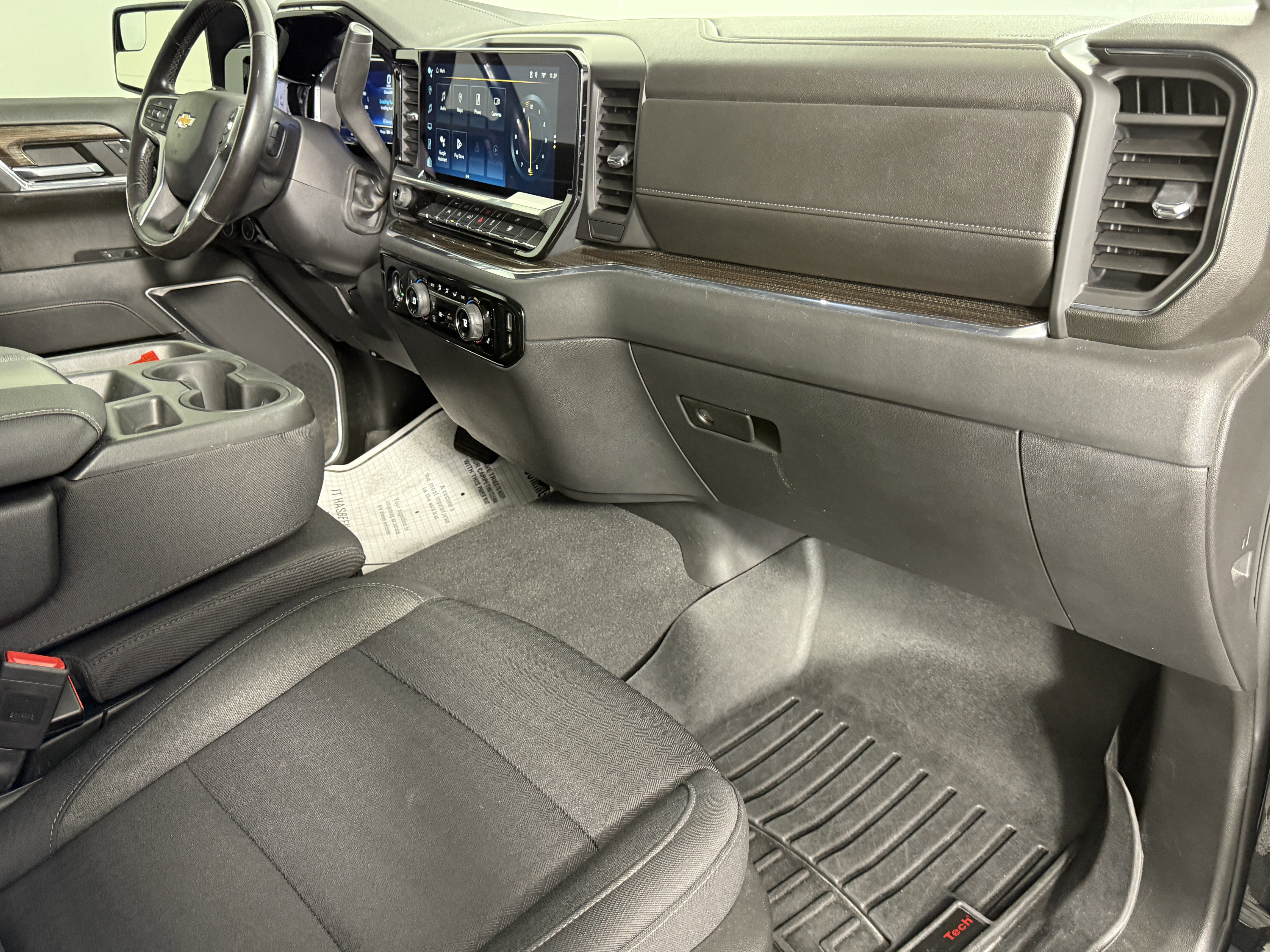 Used 2022 Chevrolet Silverado 1500 LT image 10