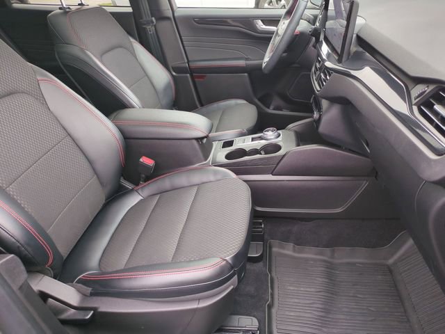 Certified 2023 Ford Escape ST-Line w/ Tech Pack #1 image 21