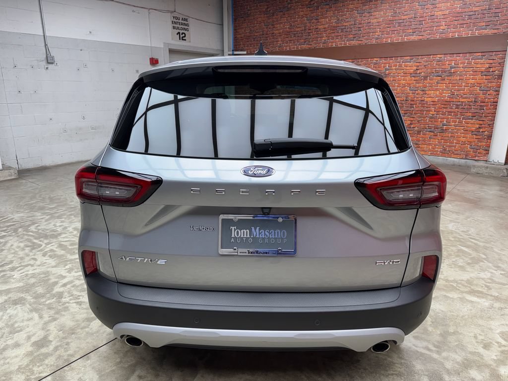 Certified 2024 Ford Escape Active w/ Tech Pack #1 AWD/4WD image 4