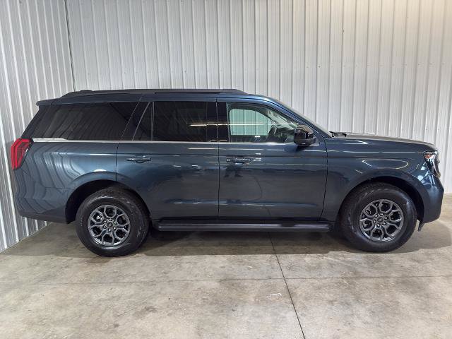 Certified 2025 Ford Expedition Active AWD/4WD image 25
