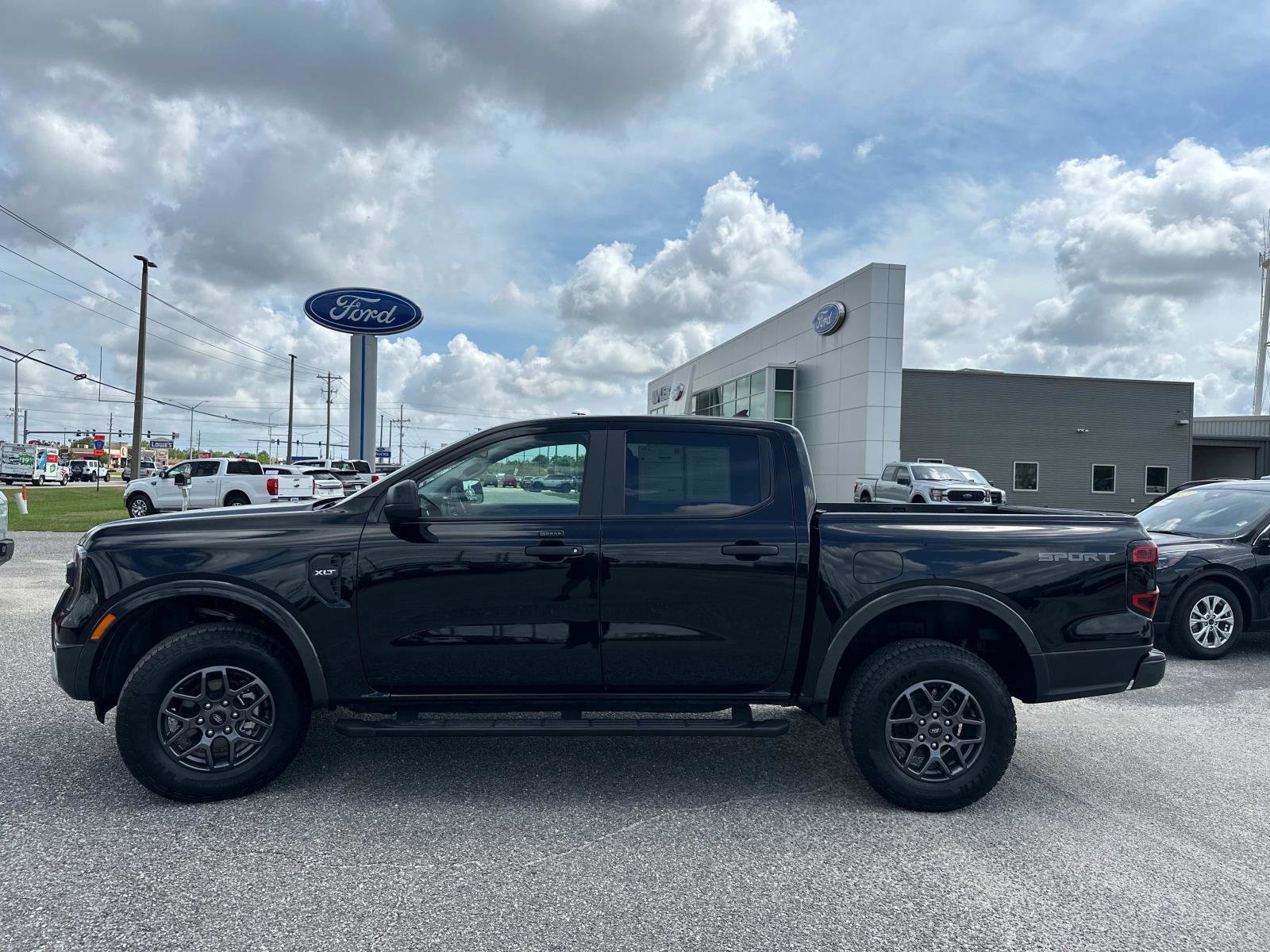 Certified 2024 Ford Ranger XLT w/ Equipment Group 301A High image 2