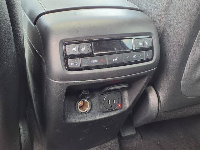 Used 2024 Hyundai Palisade Limited AWD/4WD image 23