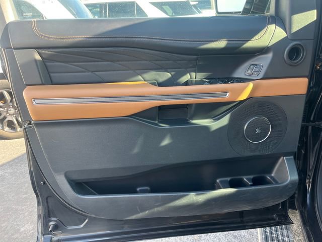 Certified 2023 Ford Expedition Max Platinum AWD/4WD image 18