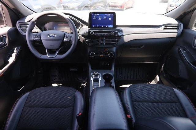 Certified 2025 Ford Escape ST-Line FWD image 20