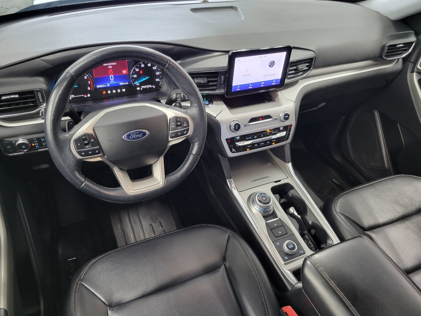 Certified 2020 Ford Explorer XLT w/ Equipment Group 202A AWD/4WD image 26