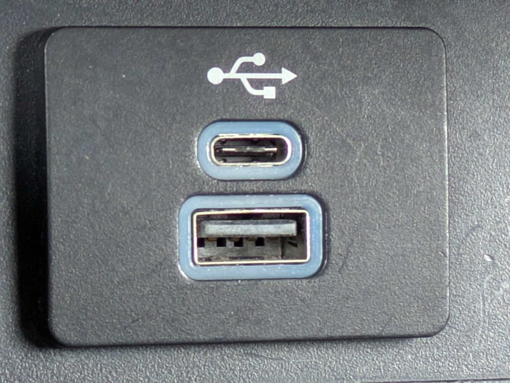 Certified 2024 Ford Mustang Premium RWD image 26