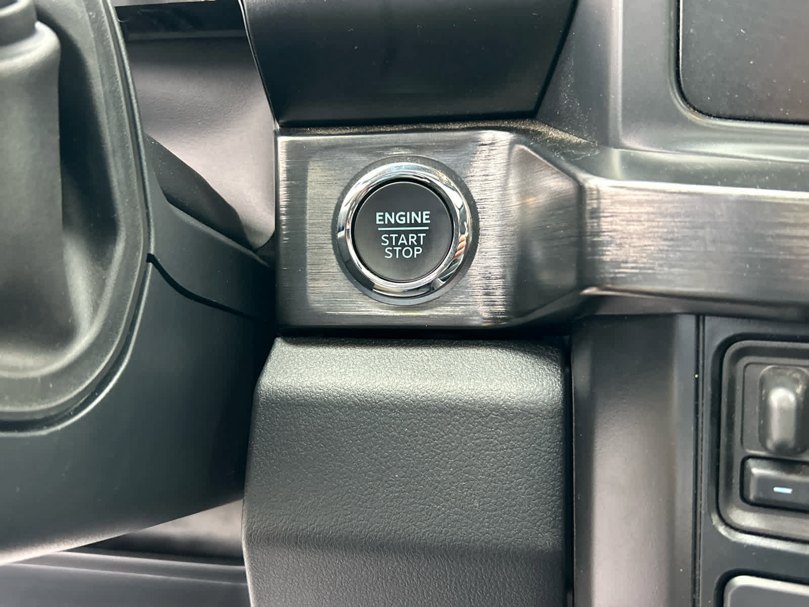 Certified 2024 Ford F350 Lariat image 42