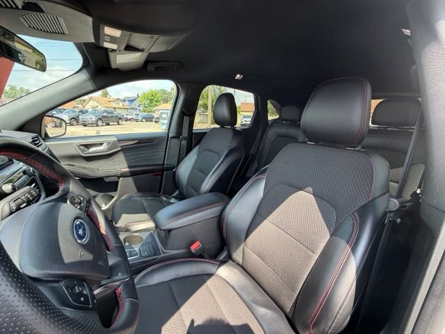 Certified 2025 Ford Escape ST-Line AWD/4WD image 22