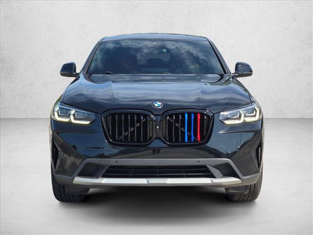 Used 2022 BMW X4 xDrive30i w/ Parking Assistance Package AWD/4WD image 2