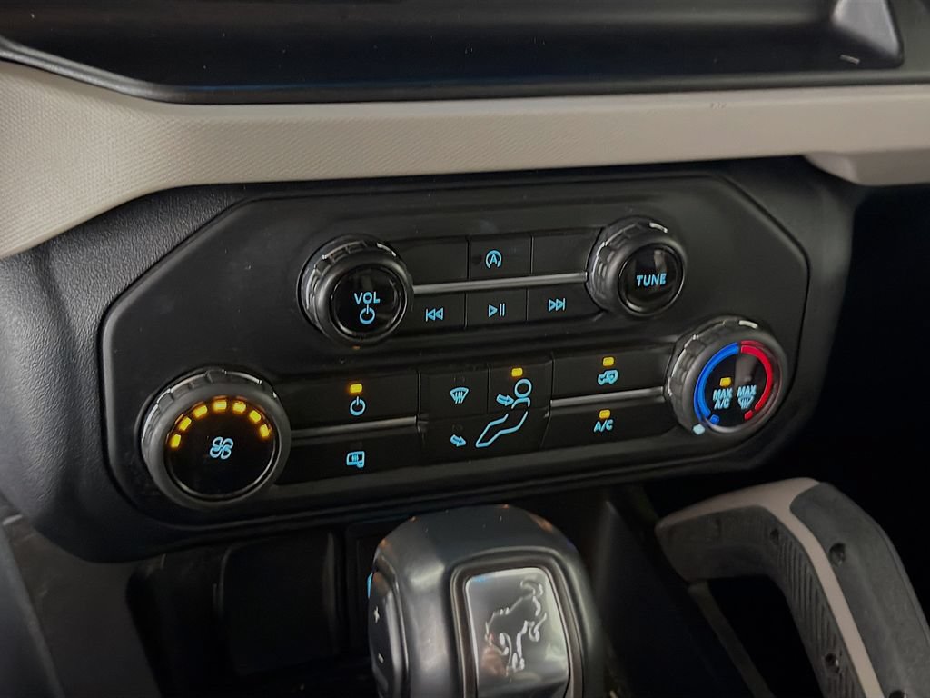 Certified 2021 Ford Bronco Big Bend w/ Sasquatch Package AWD/4WD image 19