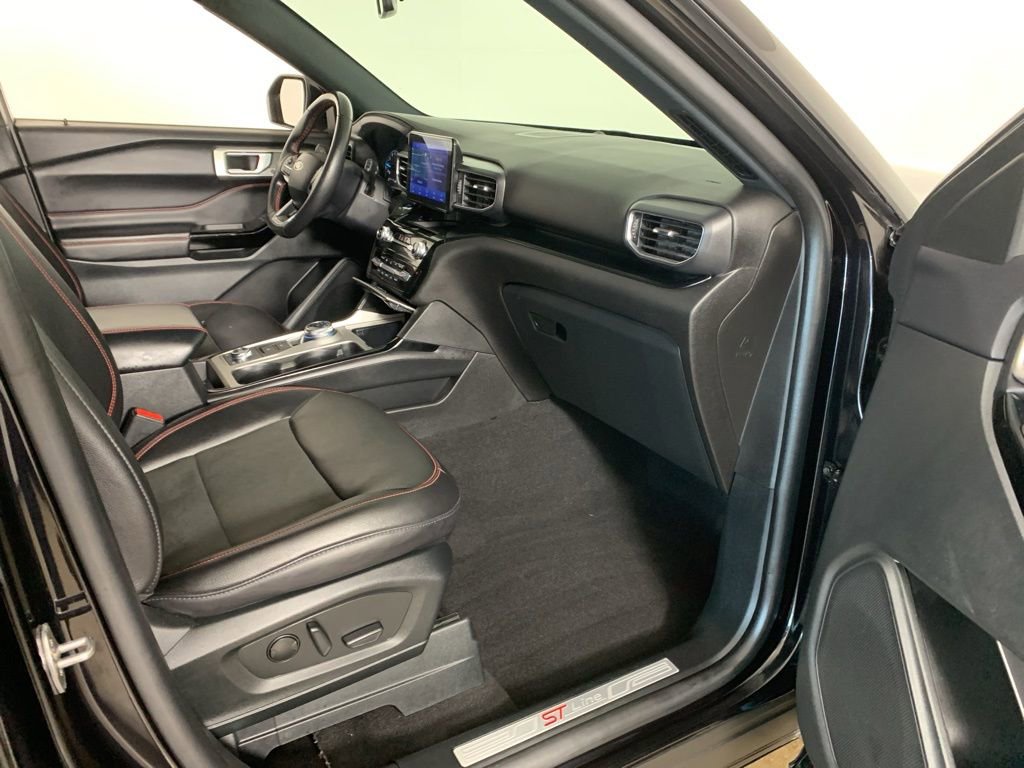 Certified 2023 Ford Explorer ST-Line AWD/4WD image 41
