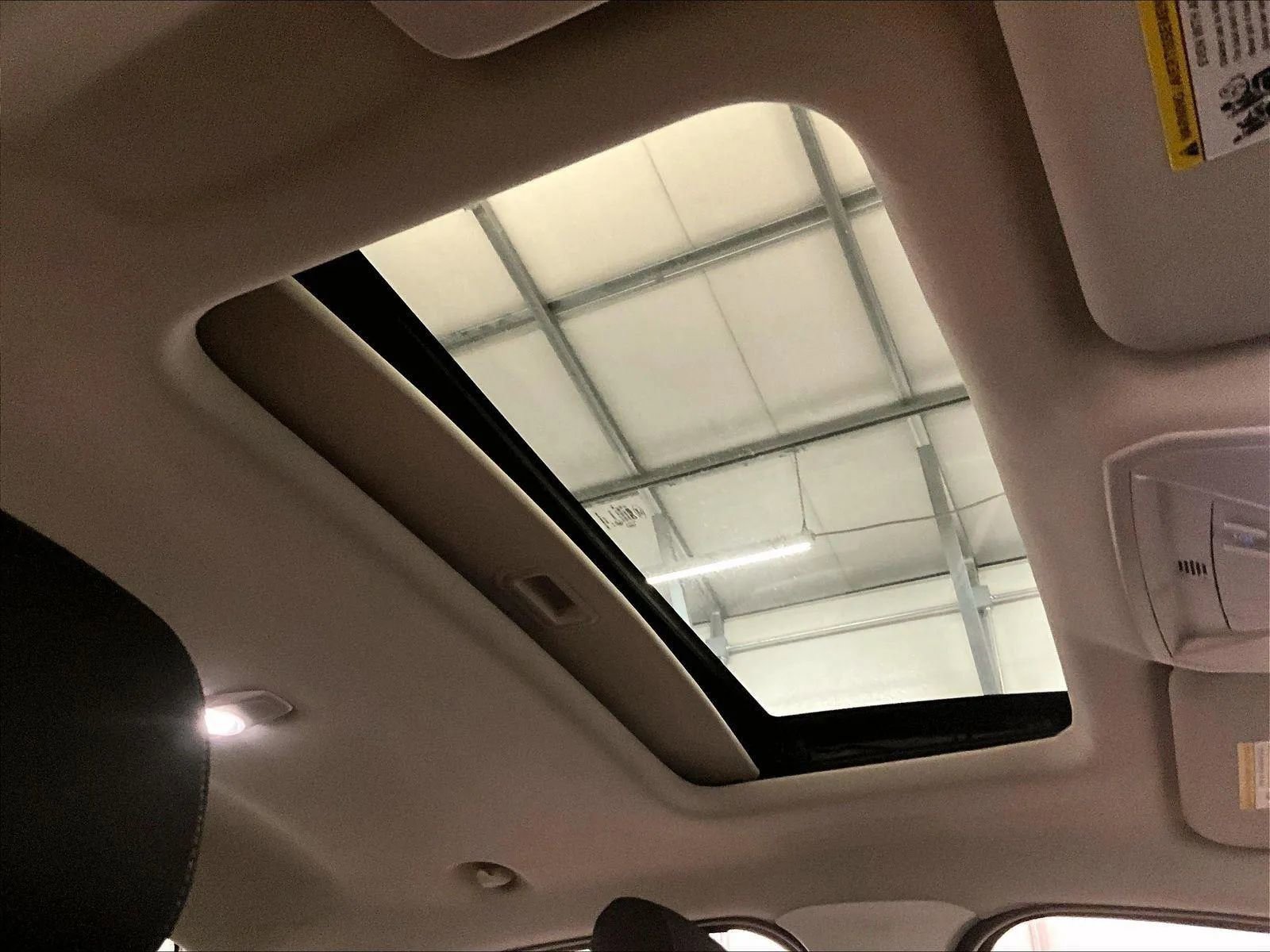 Certified 2018 Ford Focus SEL FWD image 21