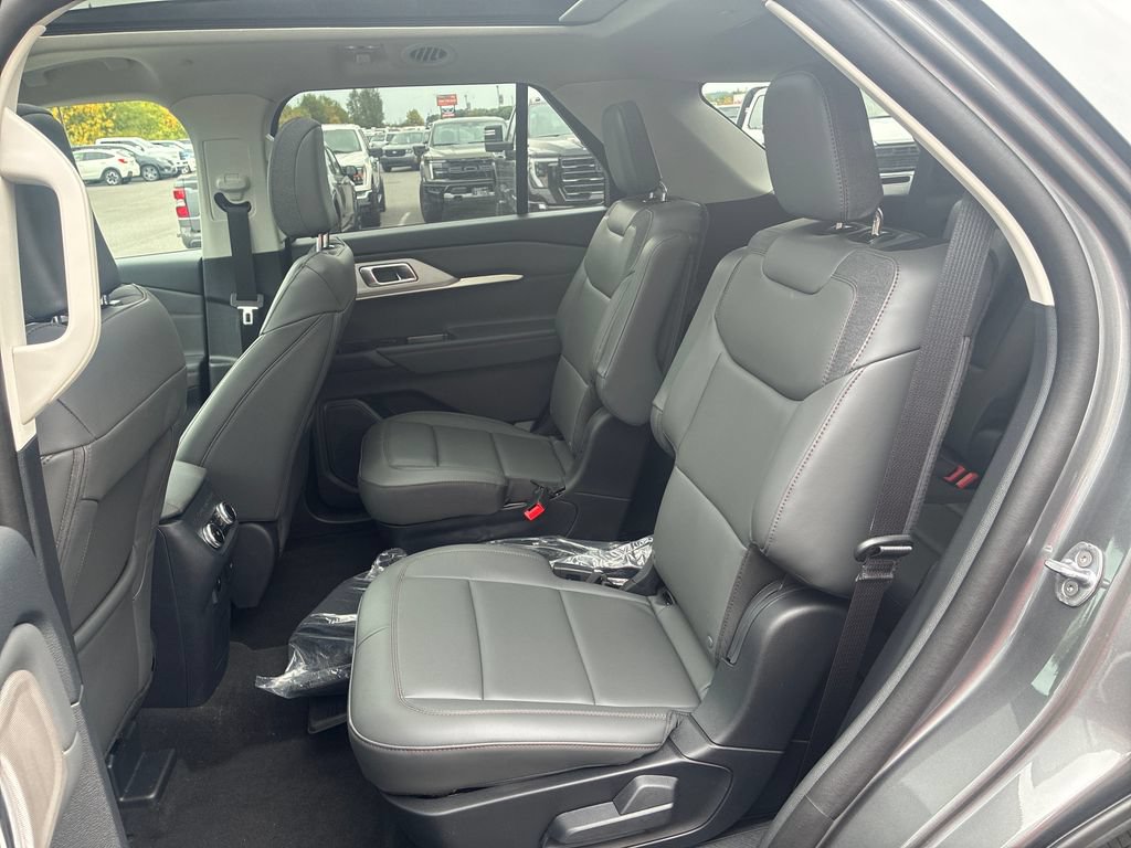 Certified 2026 Ford Explorer Active w/ Active Comfort Package AWD/4WD image 31
