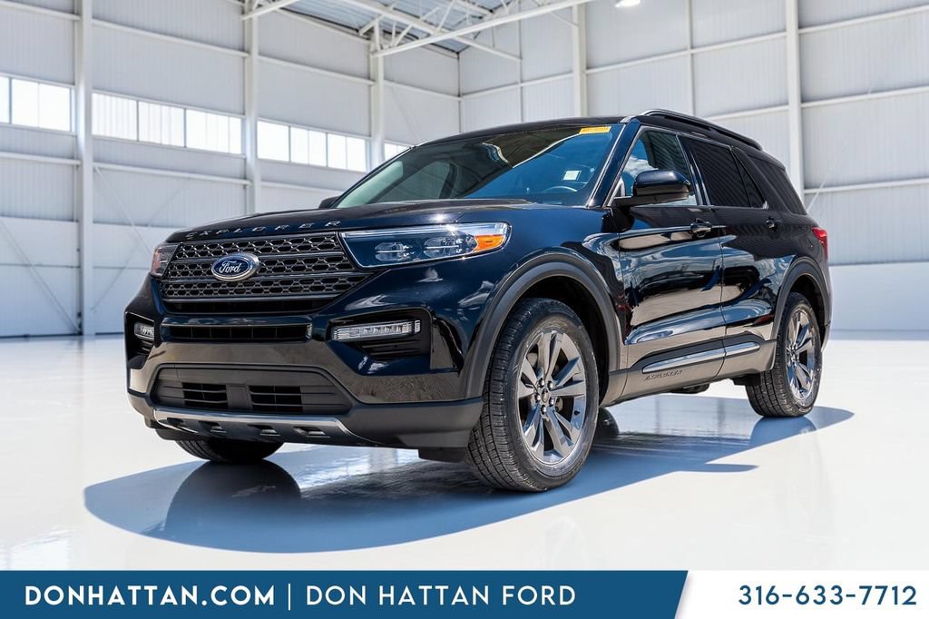 Certified 2023 Ford Explorer XLT w/ Equipment Group 202A