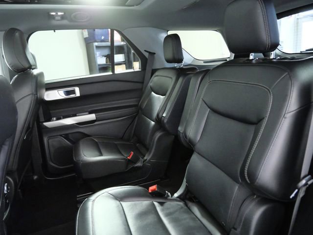 Certified 2023 Ford Explorer Limited w/ Limited Technology Package image 14