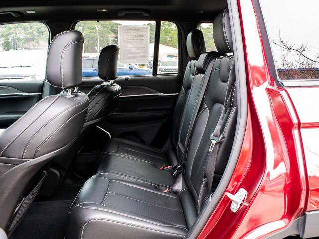 Used 2024 Jeep Grand Cherokee Limited 4xe w/ Luxury Tech Group II AWD/4WD image 16