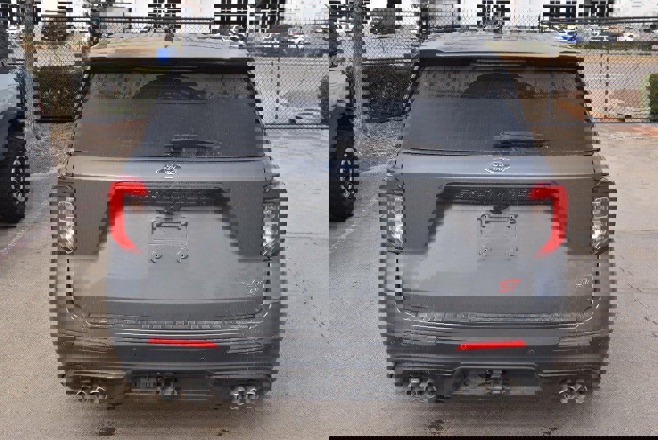 Certified 2022 Ford Explorer ST w/ Equipment Group 401A image 7