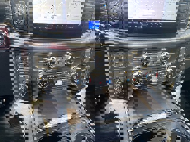 Certified 2024 Ford F150 Platinum w/ Equipment Group 702A High image 18