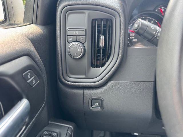 Used 2025 Chevrolet Silverado 1500 W/T RWD image 4