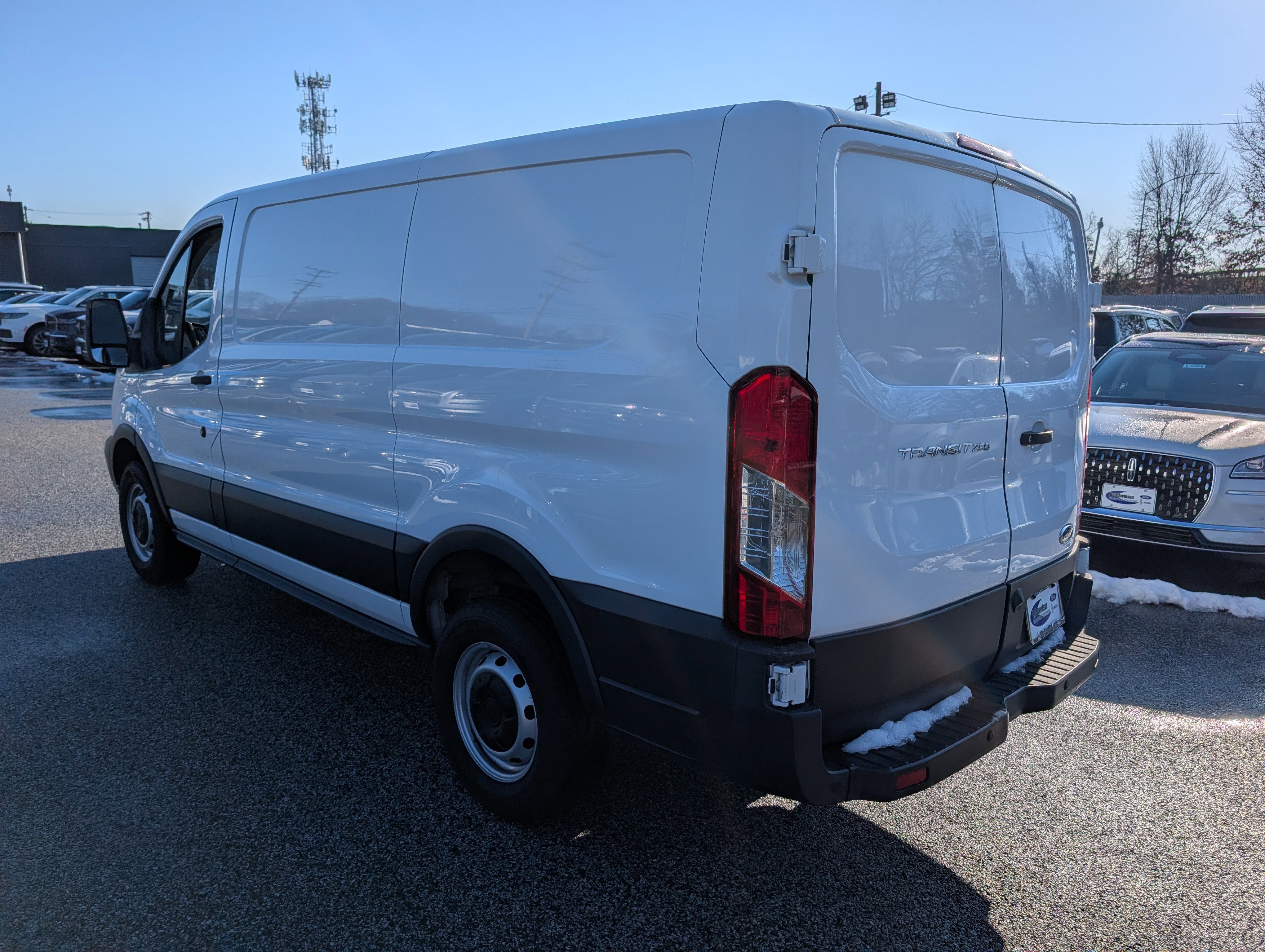 Certified 2019 Ford Transit 250 130 Low Roof image 5