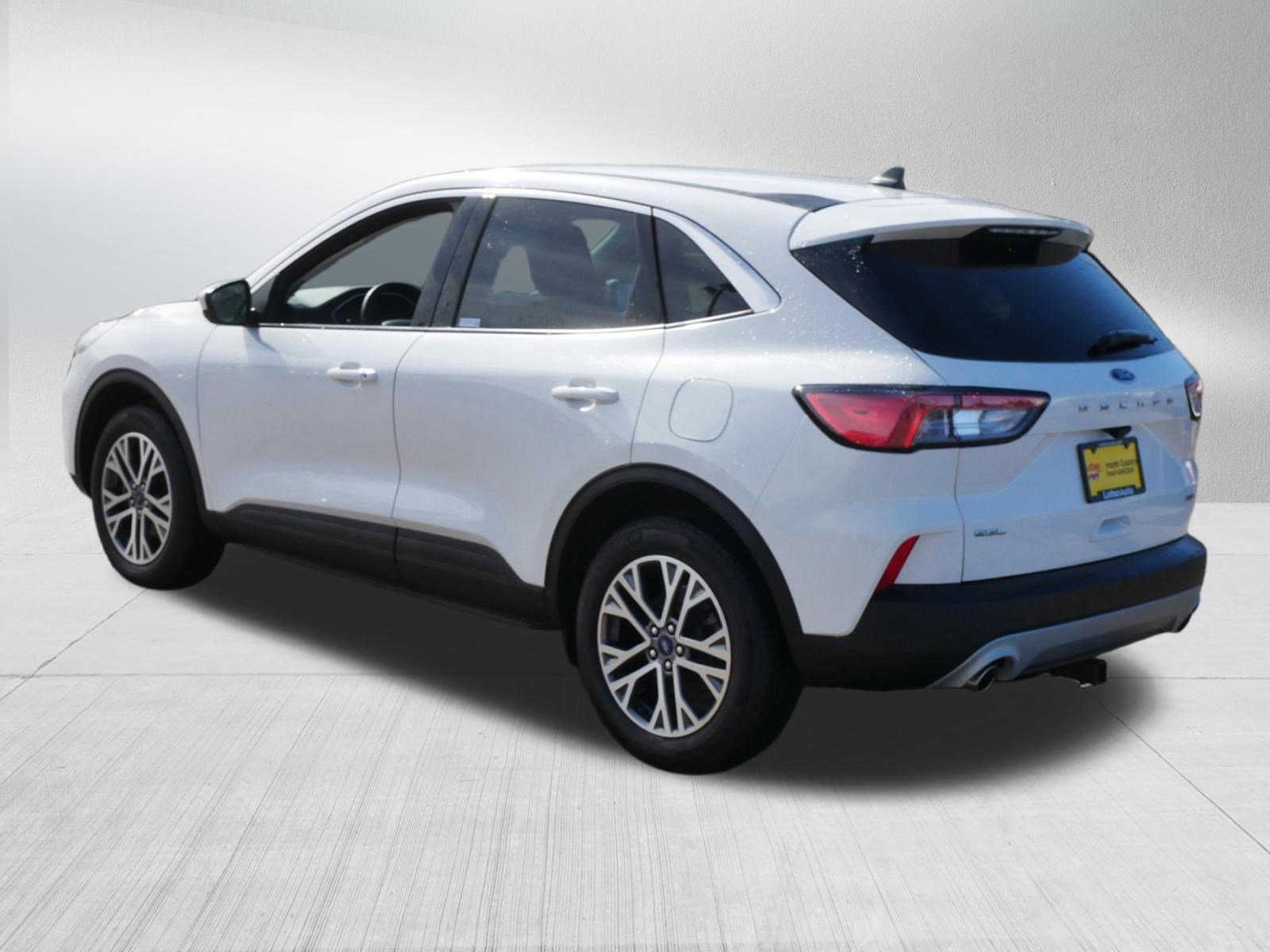 Certified 2022 Ford Escape SEL image 3