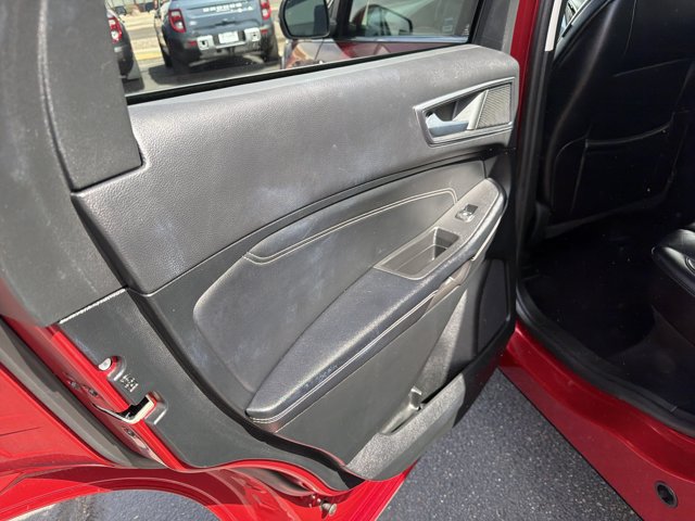 Certified 2022 Ford Edge Titanium AWD/4WD image 14