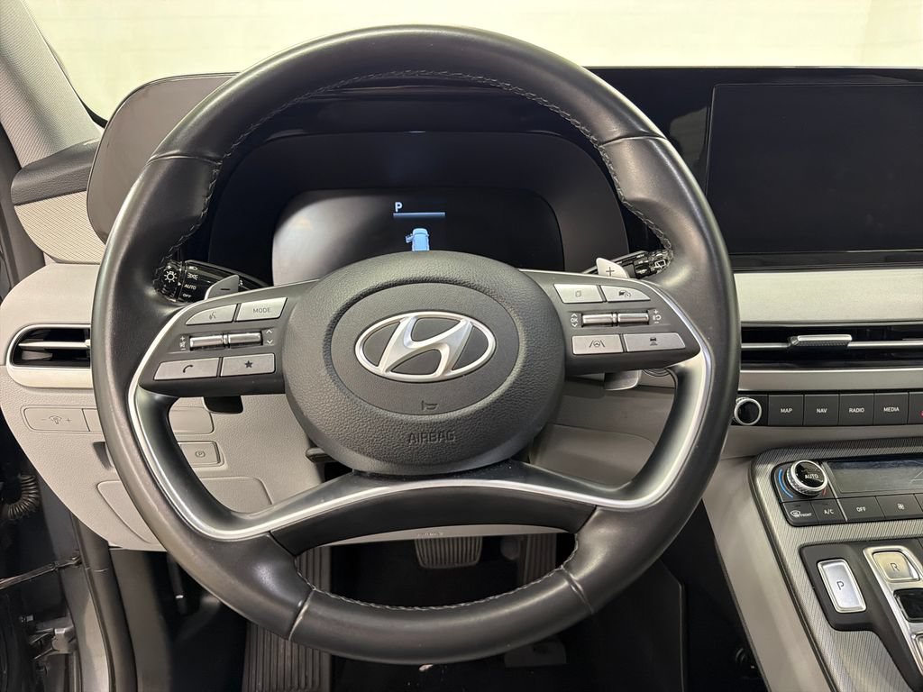 Used 2025 Hyundai Palisade SEL FWD image 18