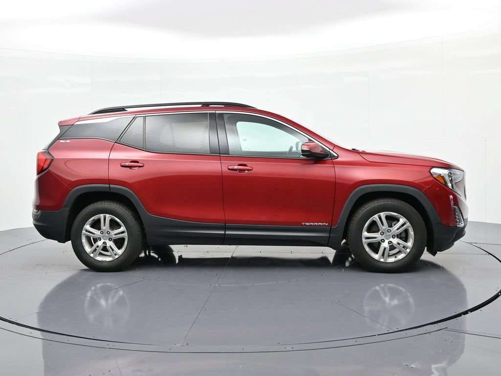 Used 2018 GMC Terrain SLE w/ Driver Convenience Package FWD image 5