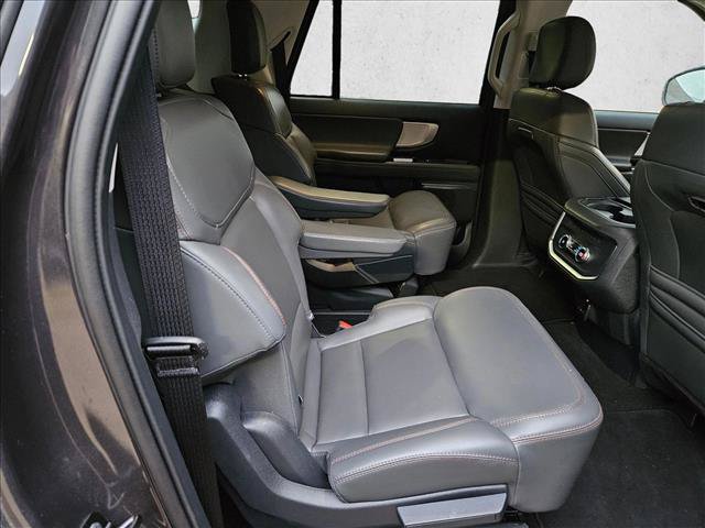 Certified 2025 Ford Expedition Max Active AWD/4WD image 17
