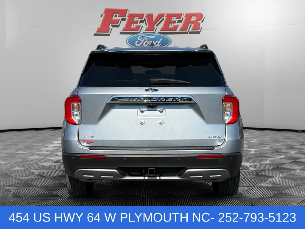 Certified 2023 Ford Explorer XLT w/ Equipment Group 202A AWD/4WD image 4